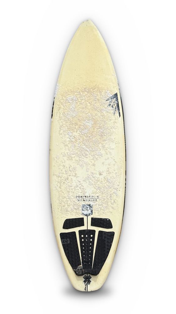 SHORTBOARD DOMINATOR 5'11 FIREWIRE (Rentals)