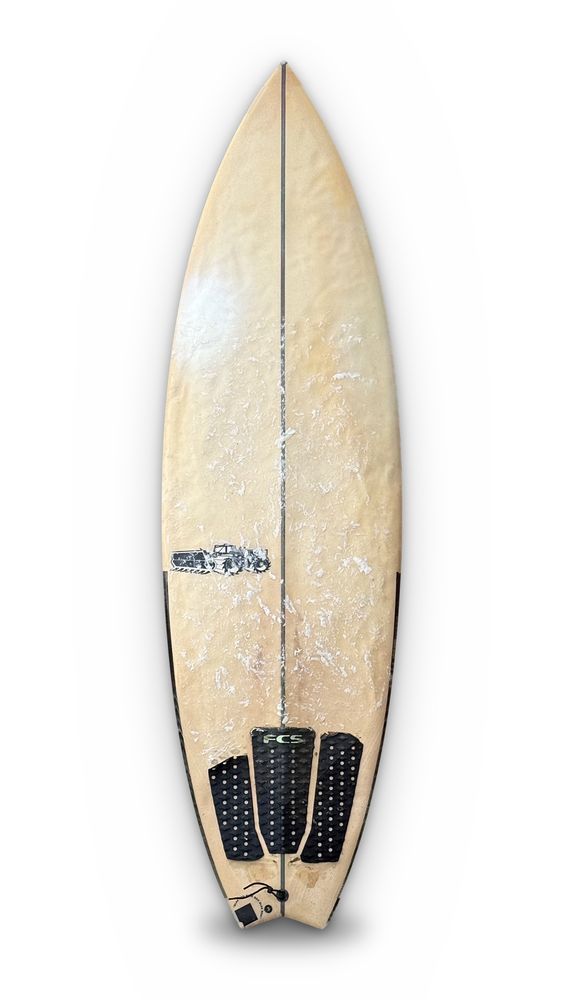 SHORTBOARD 6'1 SWALLOW JS (Rentals)